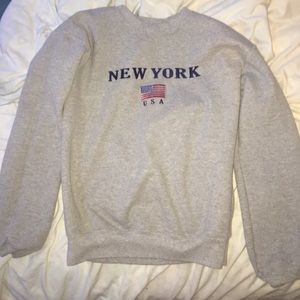 New York size small crewneck